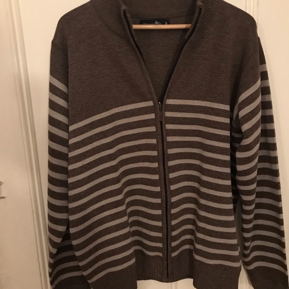 Zip up sweater for cool nights. - Picture 4 of 4